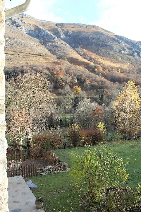 La Grande Ourse Bed & Breakfast Campan 0*,  France